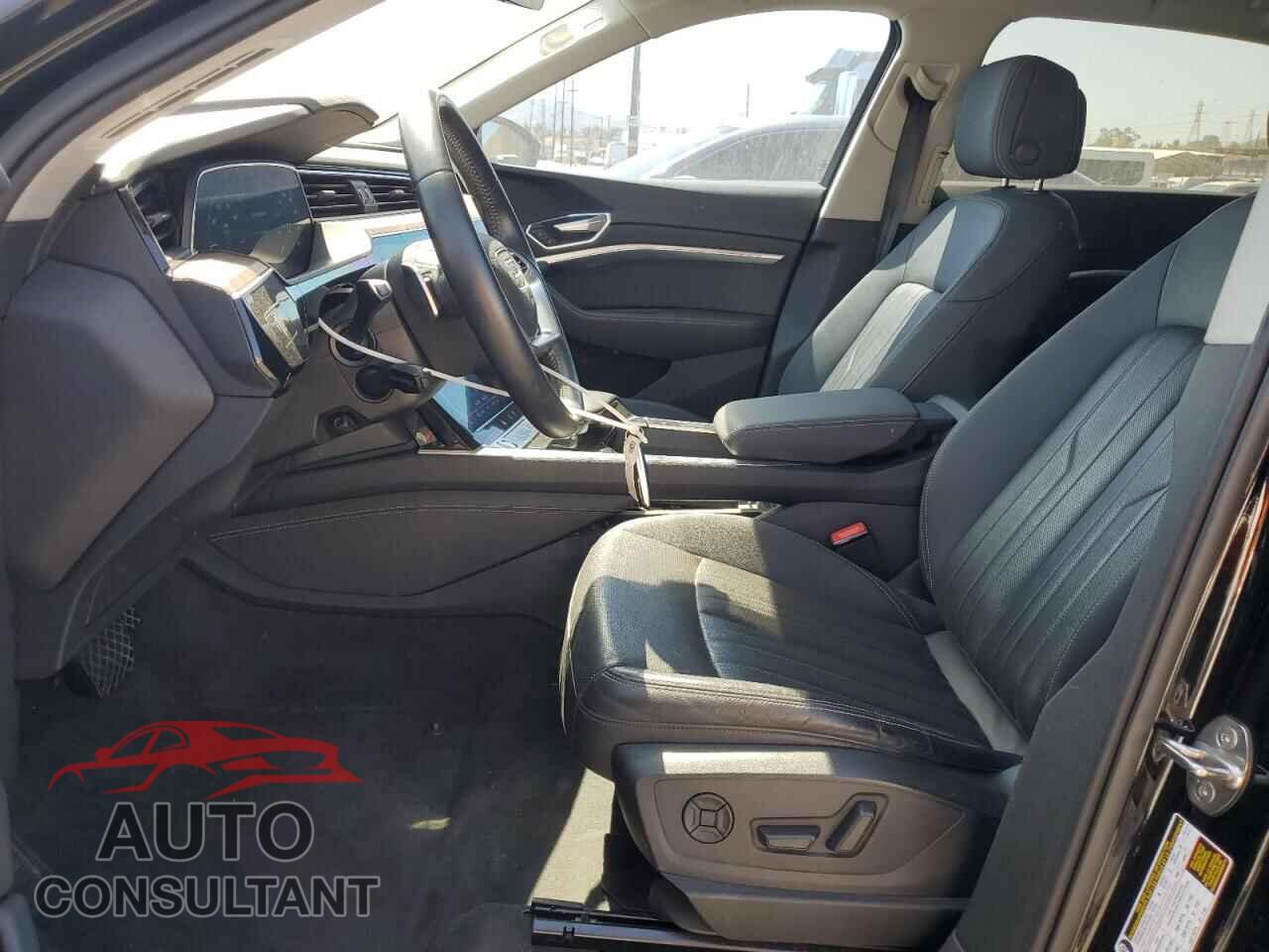 AUDI E-TRON 2019 - WA1LABGE3KB012796