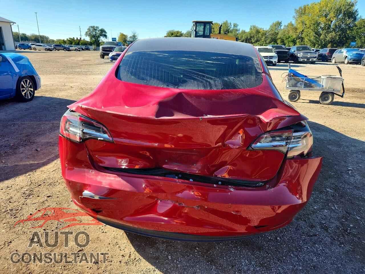 TESLA MODEL 3 2018 - 5YJ3E1EB6JF111797
