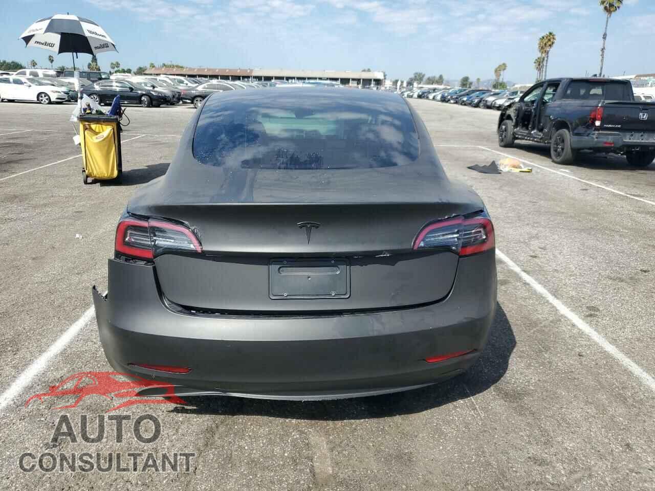 TESLA MODEL 3 2022 - 5YJ3E1EA0NF320370