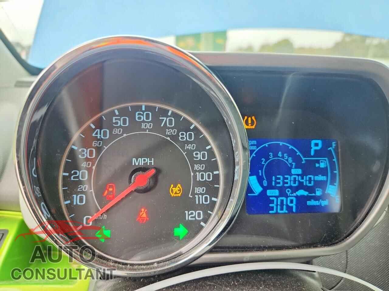 CHEVROLET SPARK 2015 - KL8CB6S93FC733083