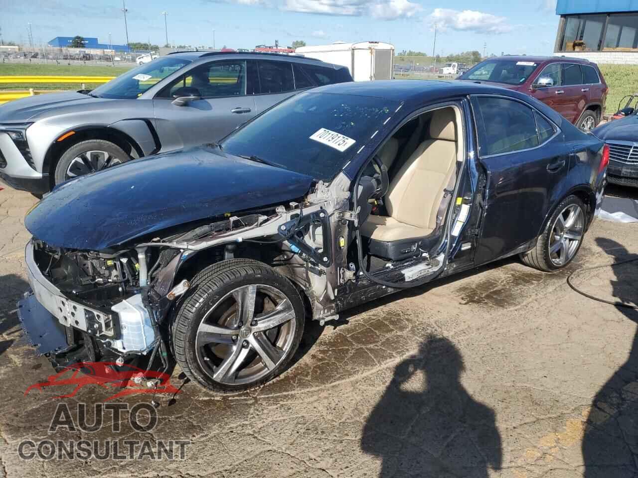 LEXUS IS 2017 - JTHCM1D25H5019336