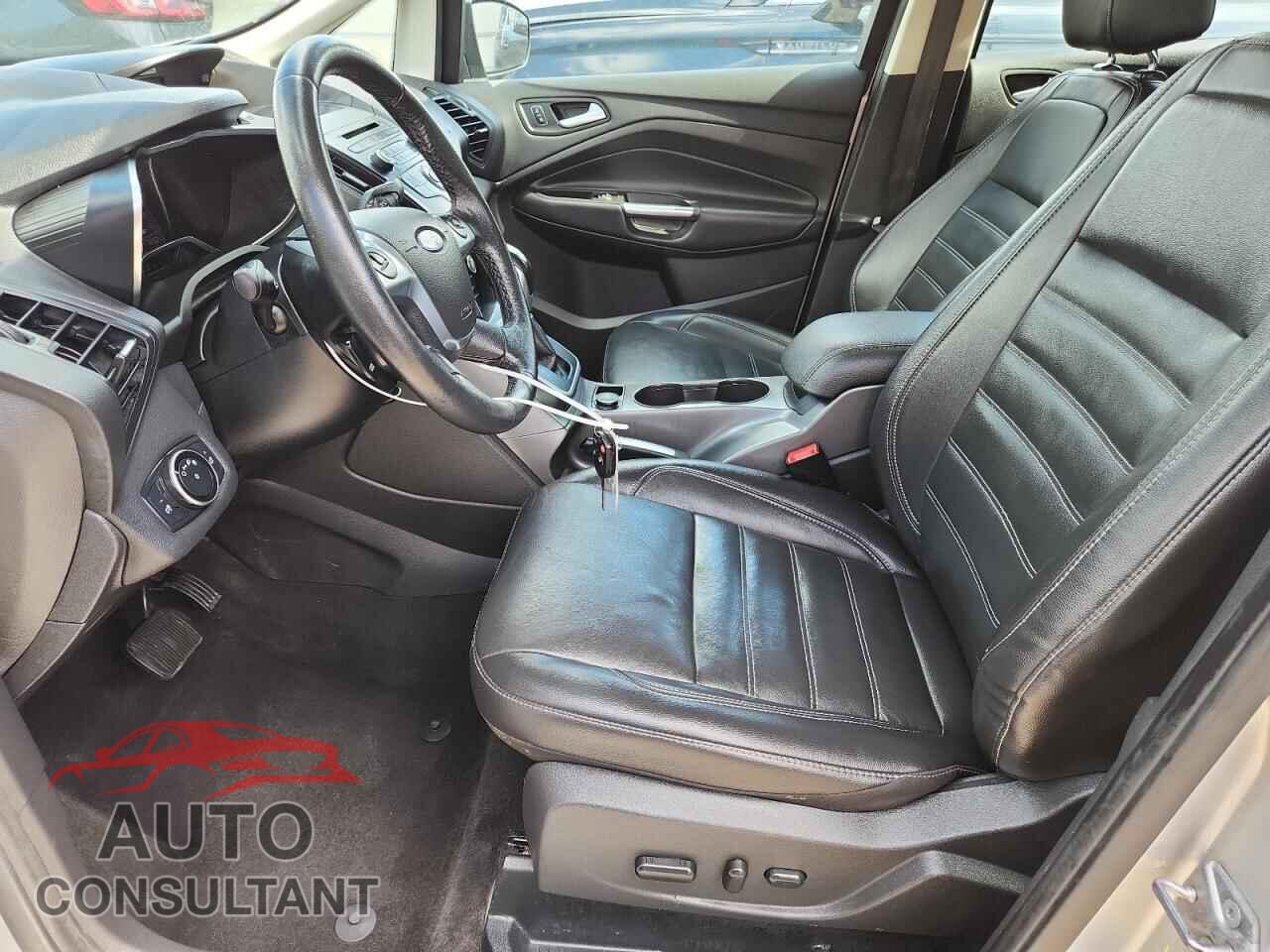 FORD CMAX 2017 - 1FADP5EU7HL104619