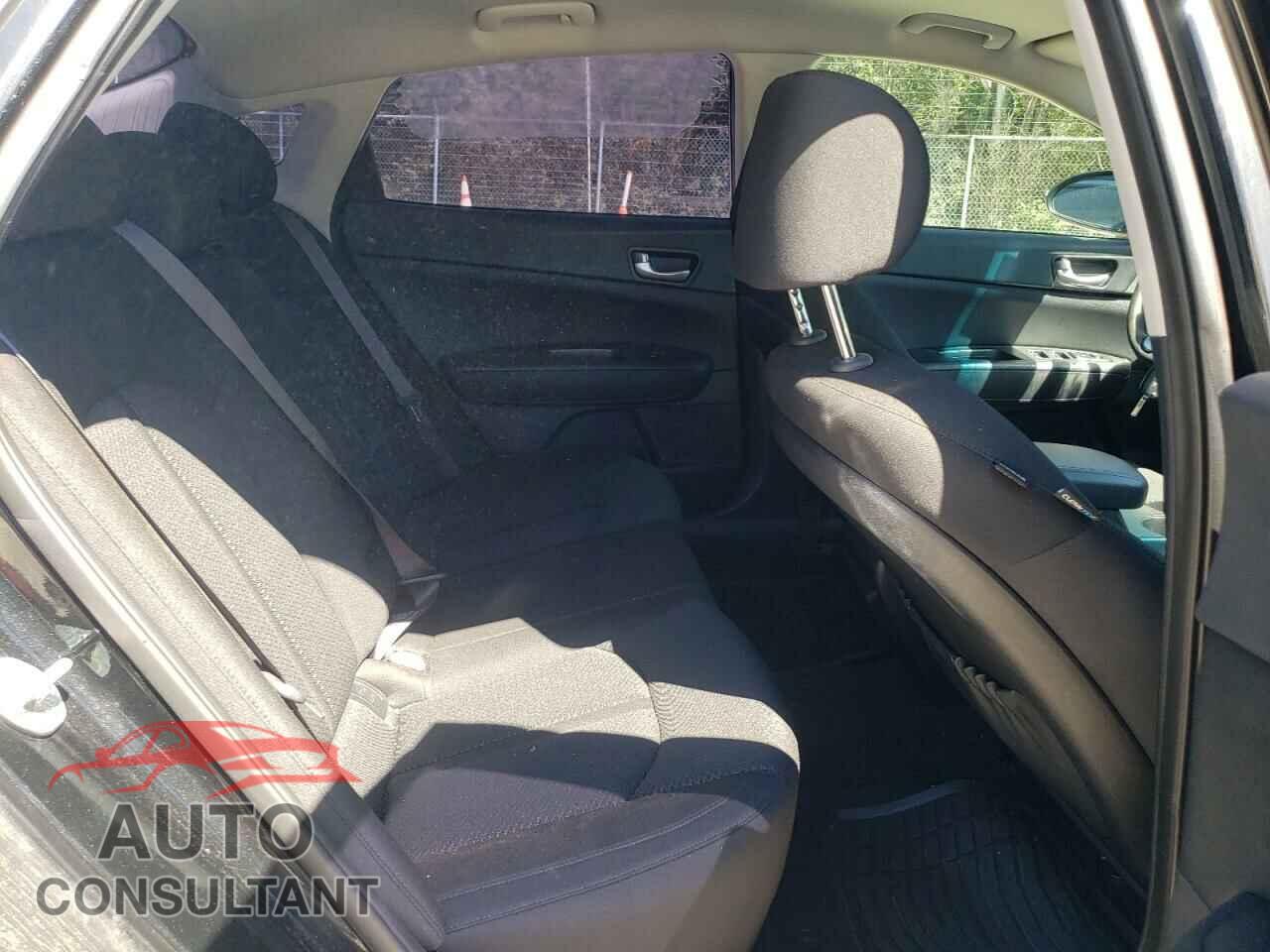 KIA OPTIMA 2016 - KNAGT4L36G5110807