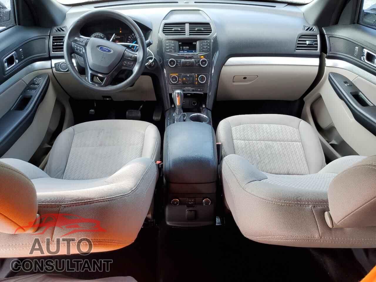 FORD EXPLORER 2018 - 1FM5K7B89JGB75282