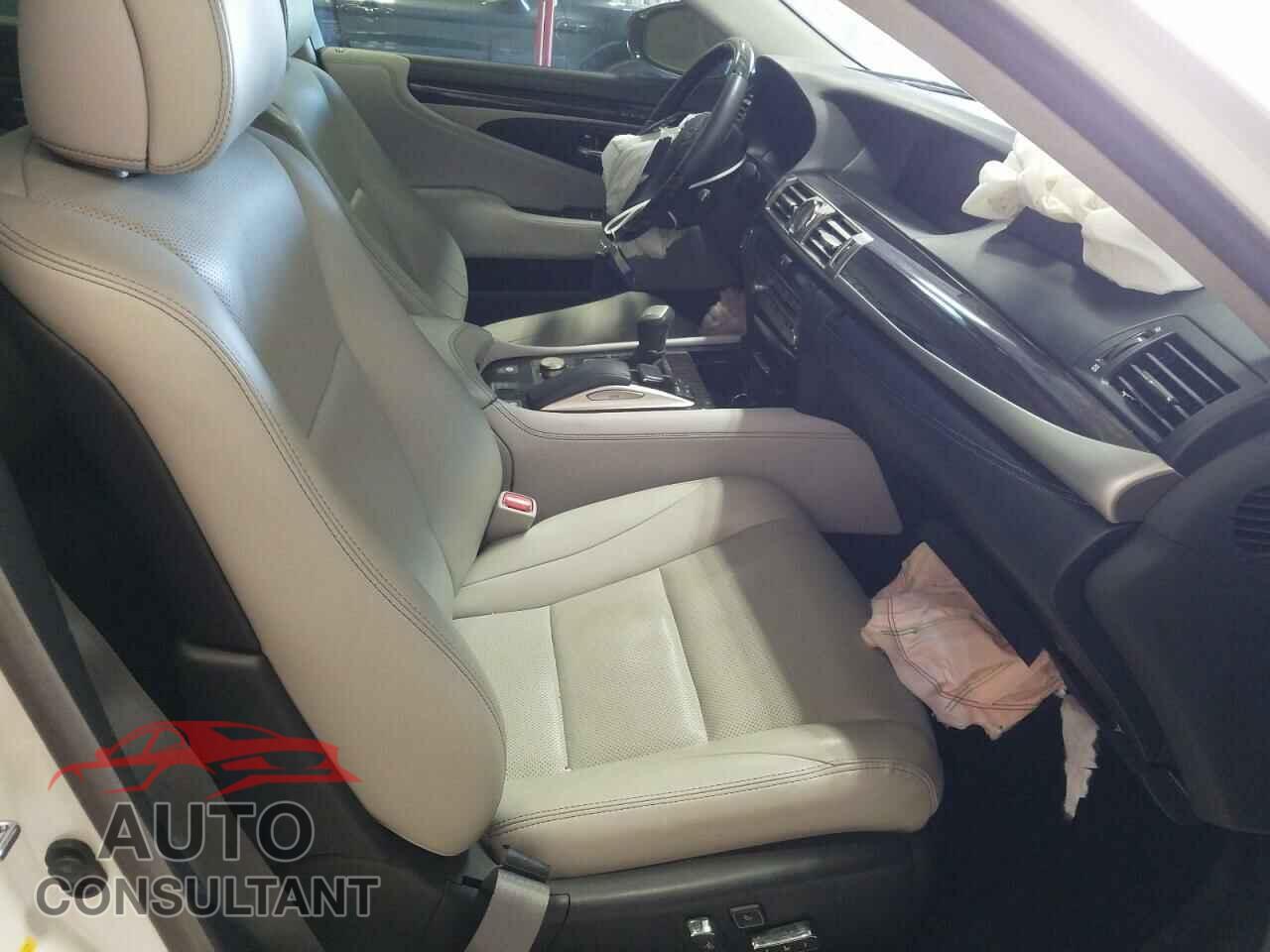 LEXUS LS460 2017 - JTHBL5EF7H5144426