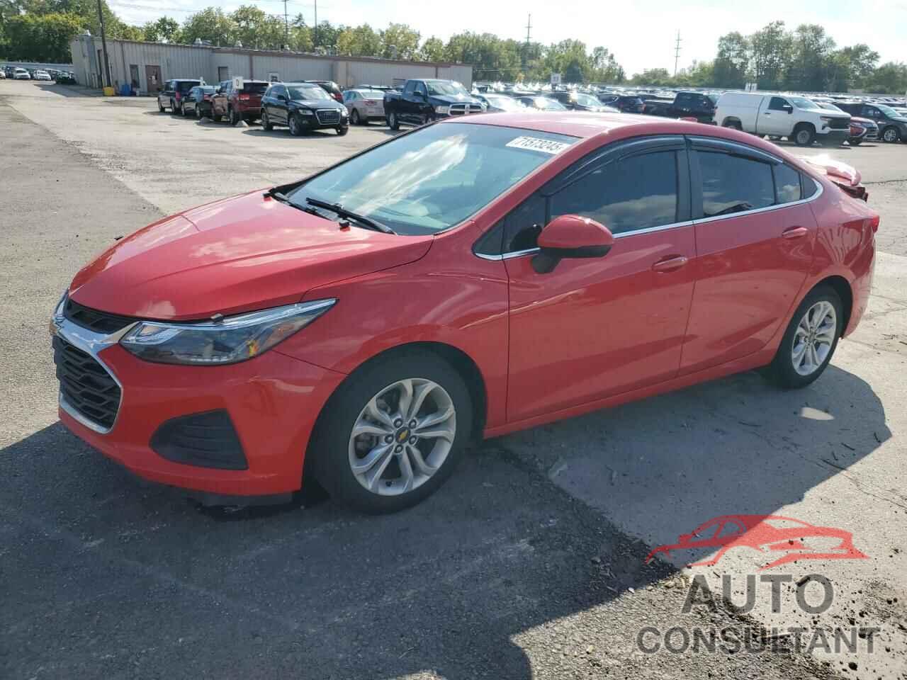 CHEVROLET CRUZE 2019 - 1G1BE5SM3K7131983