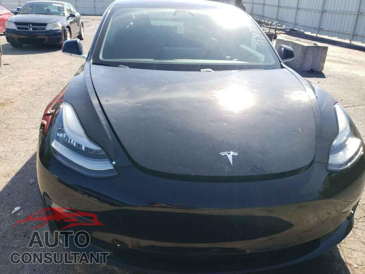 TESLA MODEL 3 2018 - 5YJ3E1EA3JF030389