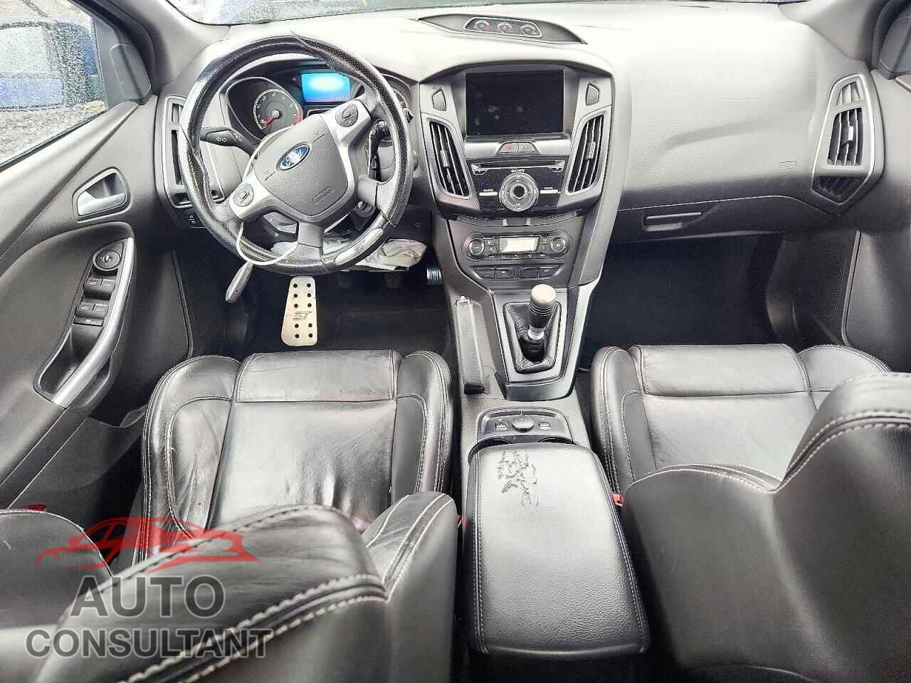 FORD FOCUS 2014 - 1FADP3L96EL248323