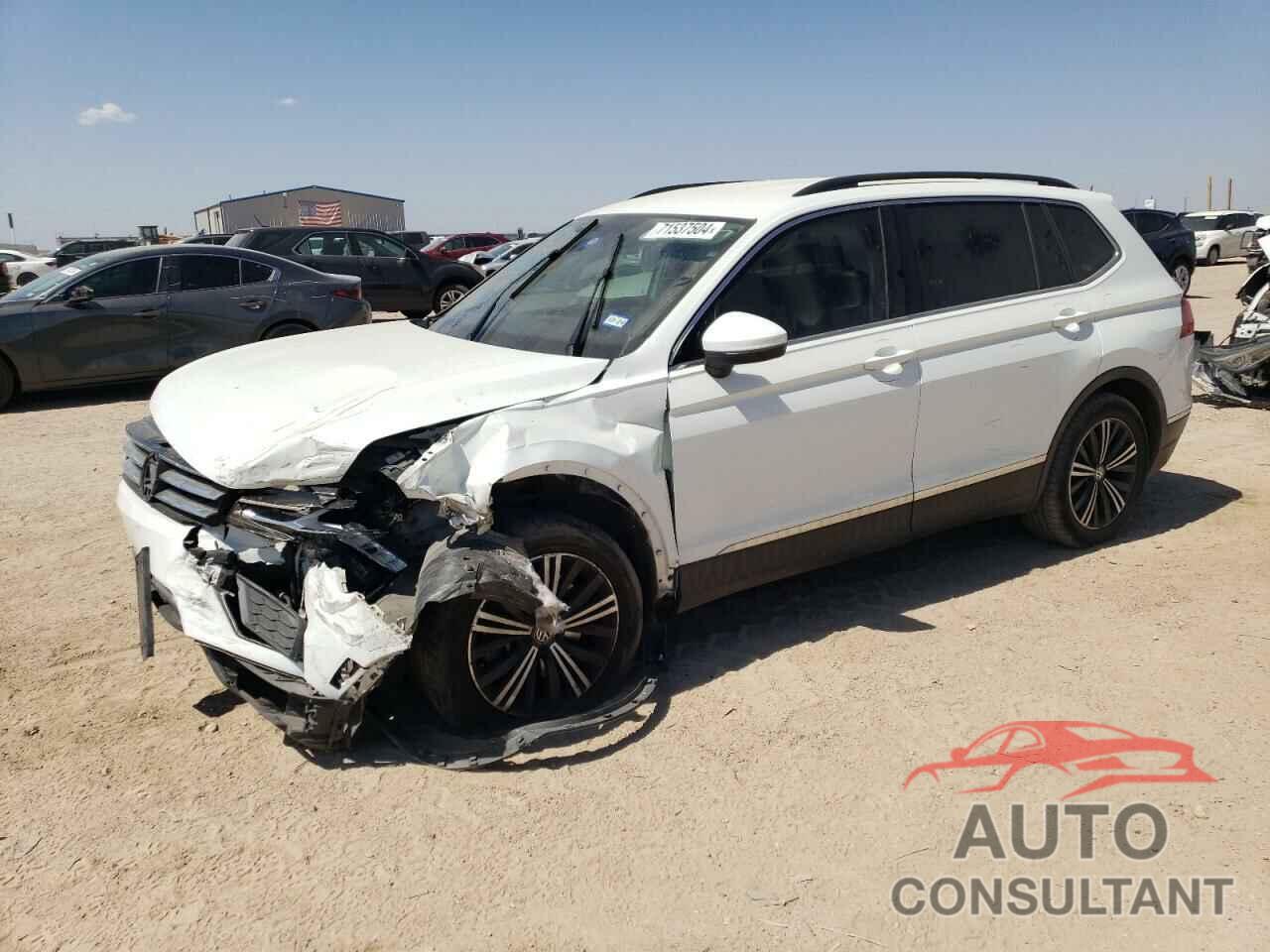 VOLKSWAGEN TIGUAN 2018 - 3VV3B7AXXJM027458