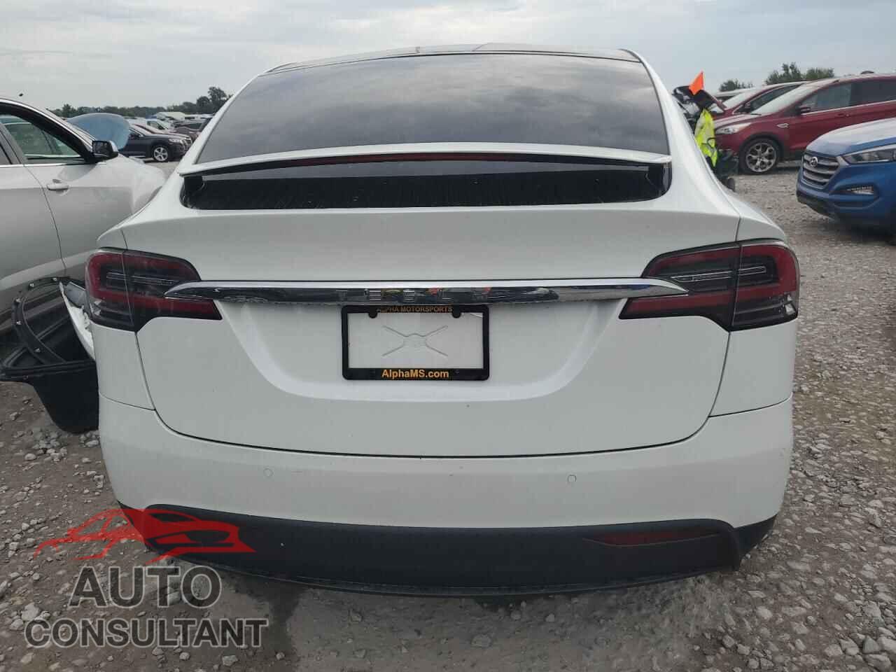 TESLA MODEL X 2021 - 5YJXCBE21MF320673