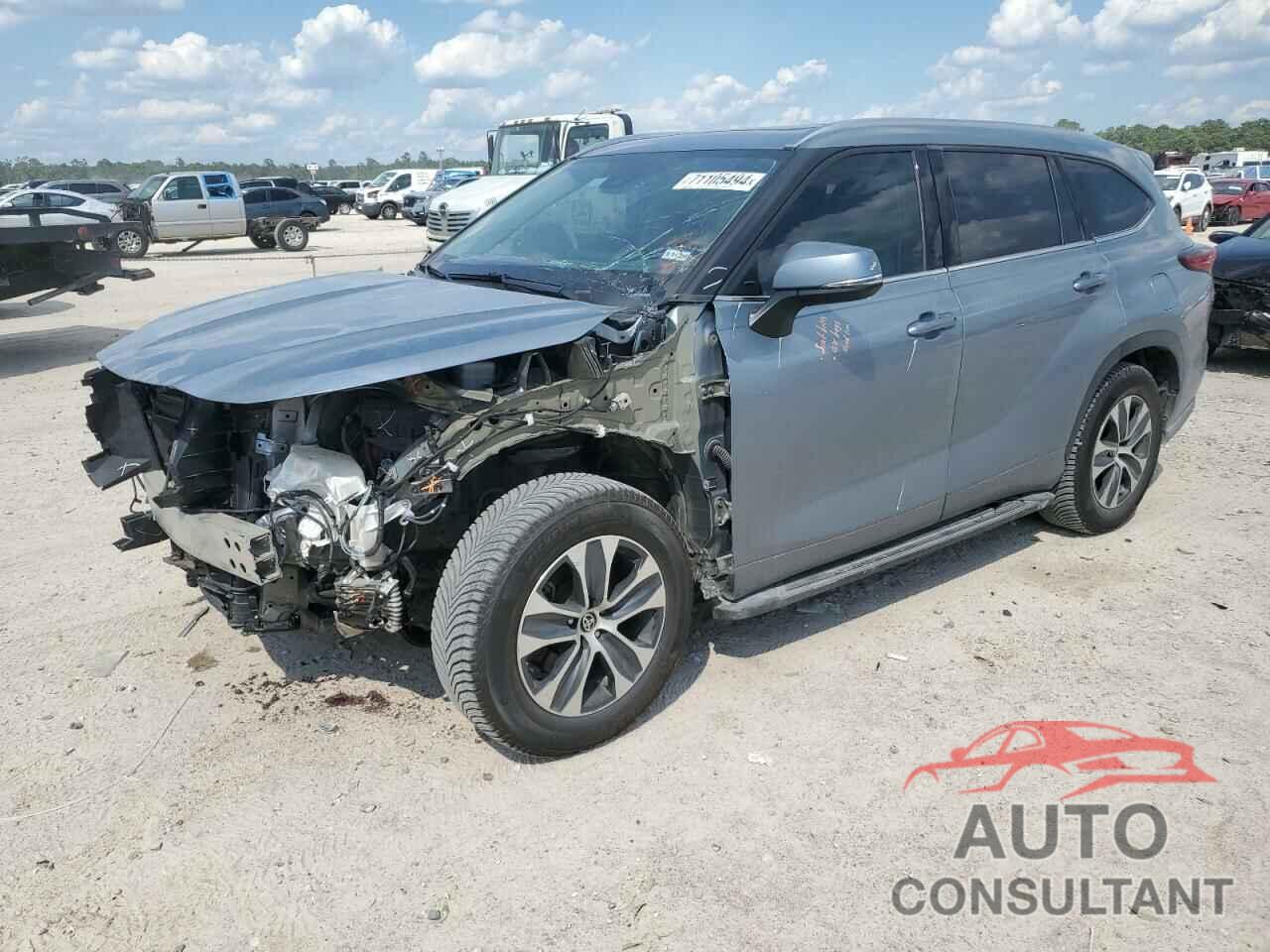 TOYOTA HIGHLANDER 2021 - 5TDGZRAHXMS047634