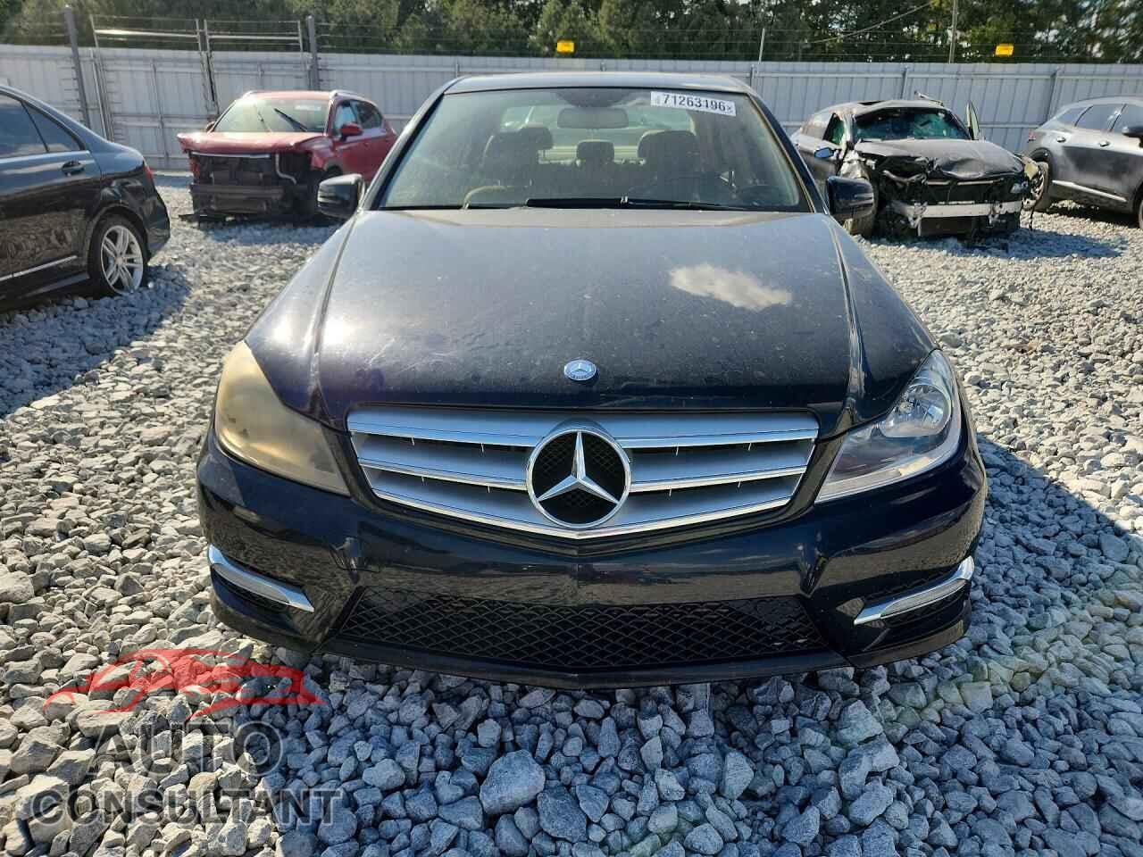 MERCEDES-BENZ C-CLASS 2013 - WDDGF4HB1DA766674