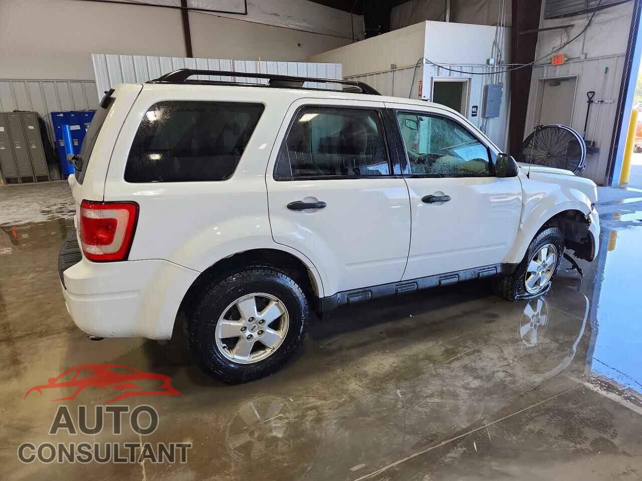 FORD ESCAPE 2011 - 1FMCU0DG4BKB79087