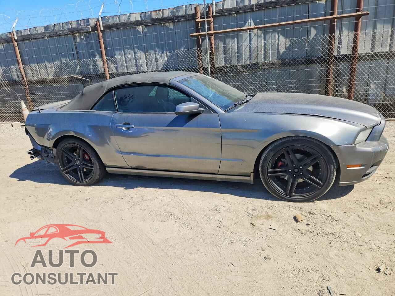 FORD MUSTANG 2014 - 1ZVBP8EM1E5240079