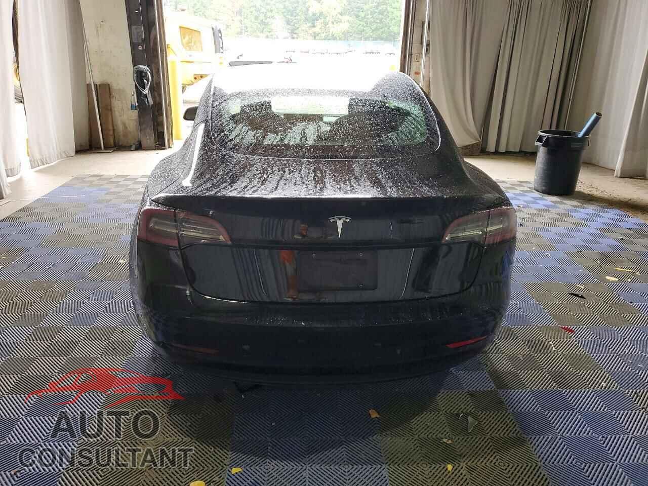 TESLA MODEL 3 2022 - 5YJ3E1EA7NF287089