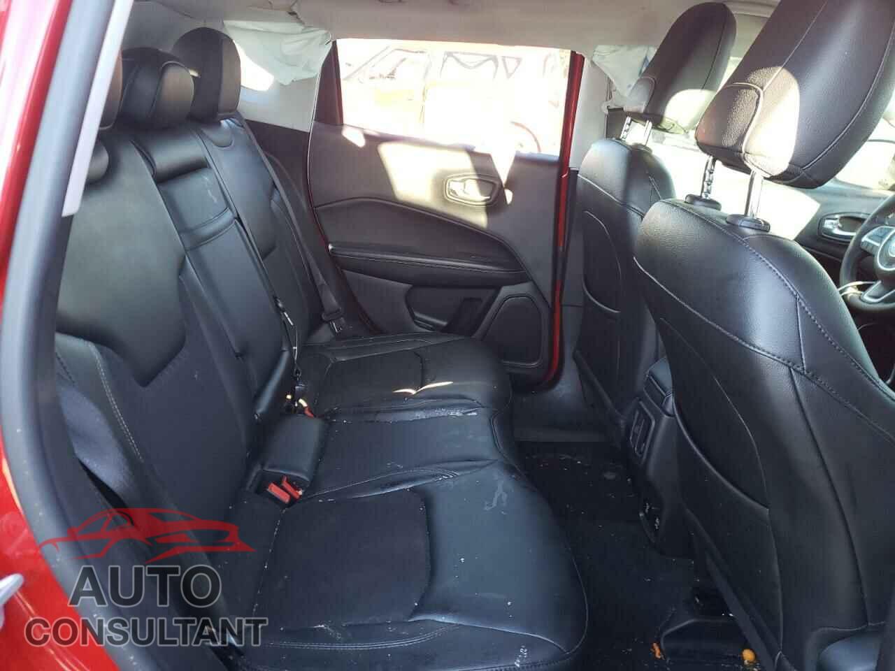 JEEP COMPASS 2018 - 3C4NJCBB8JT165995