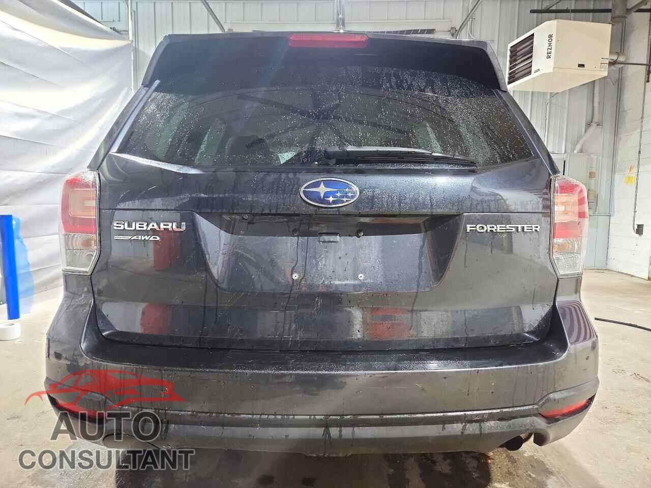 SUBARU FORESTER 2018 - JF2SJAEC1JG509149