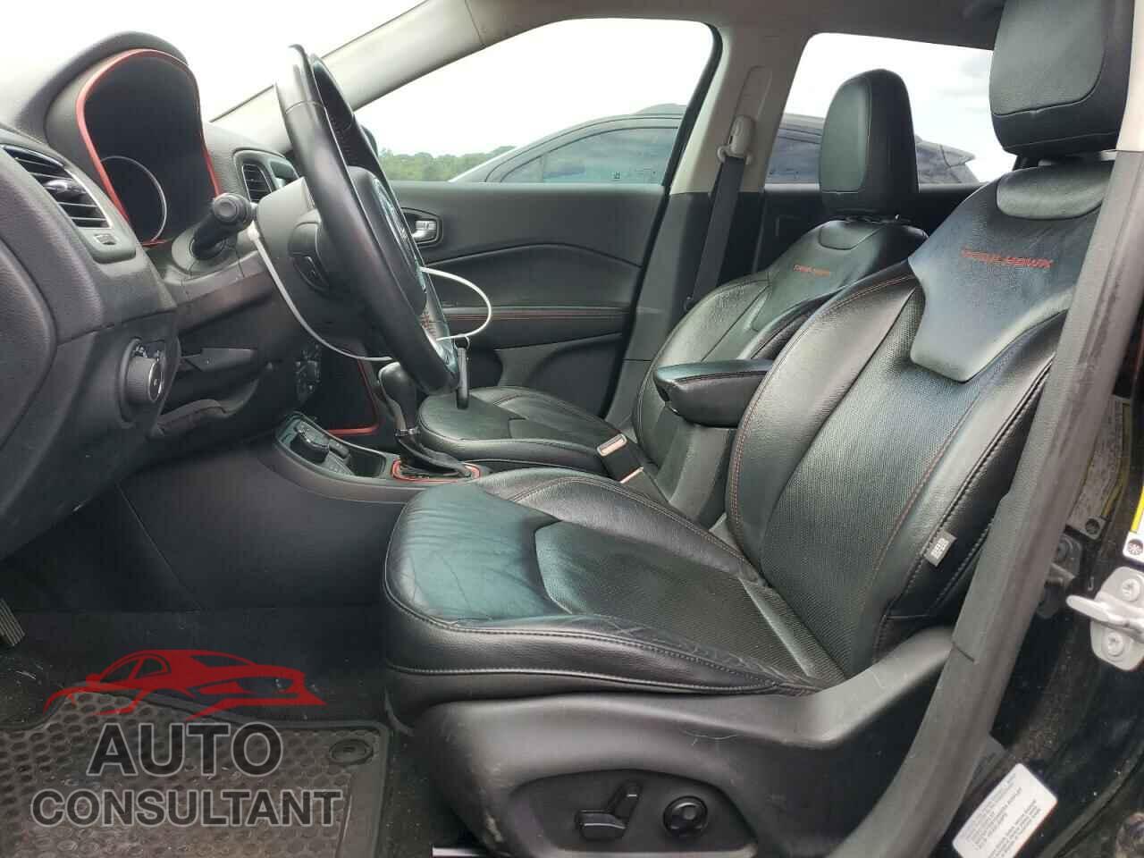 JEEP COMPASS 2018 - 3C4NJDDB8JT130568