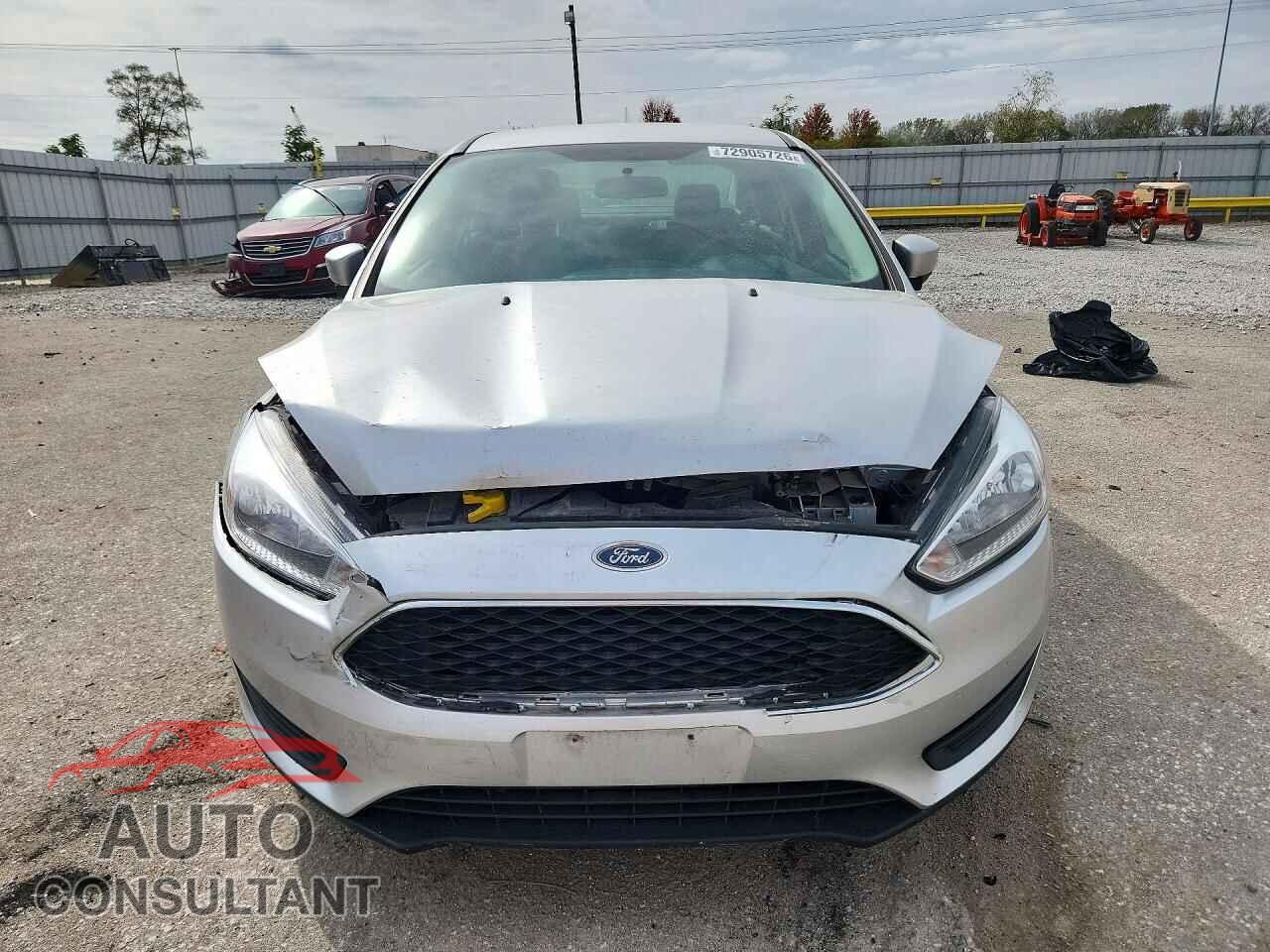 FORD FOCUS 2015 - 1FADP3F28FL385070