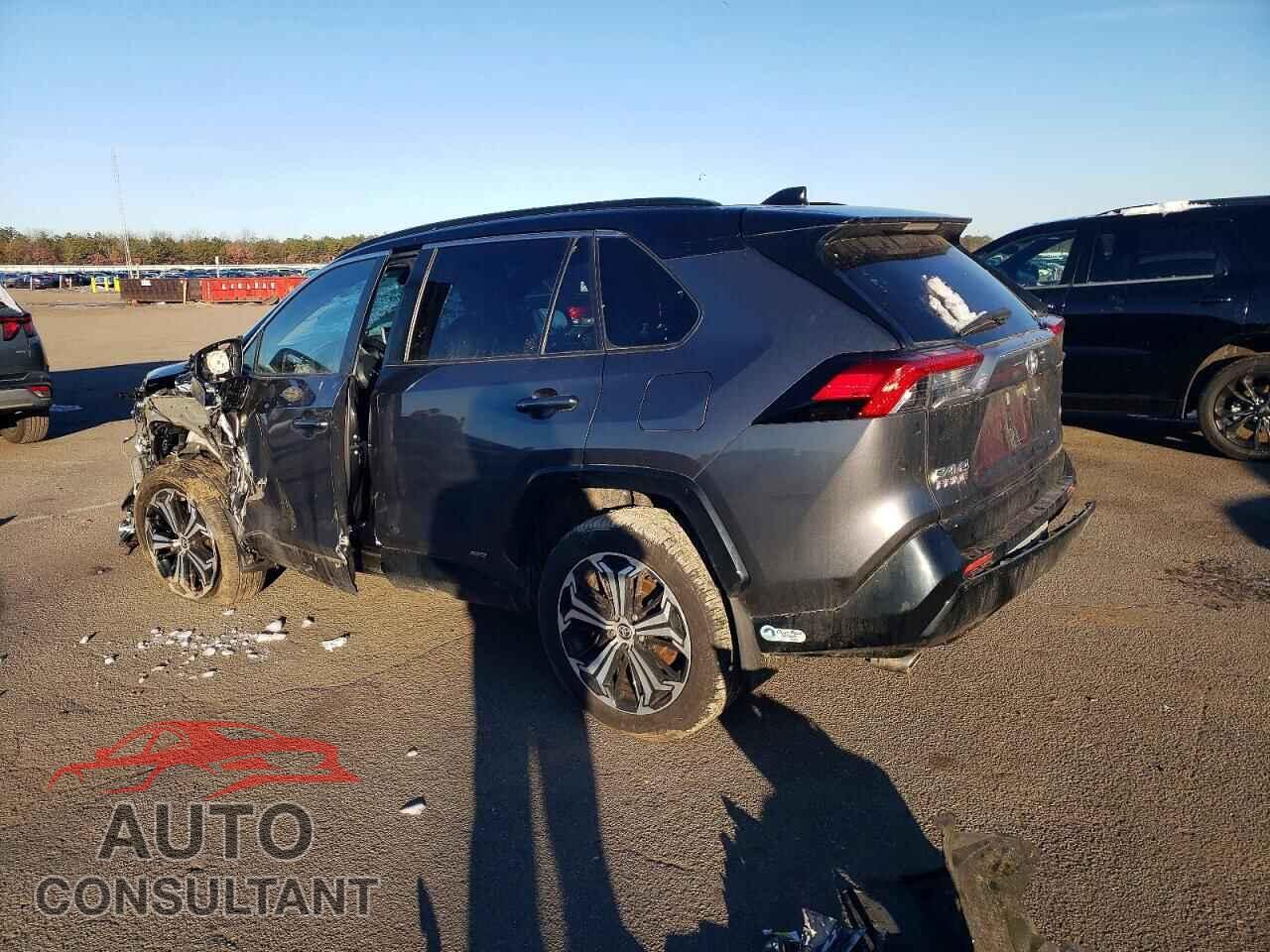 TOYOTA RAV4 2021 - JTMEB3FV5MD011854
