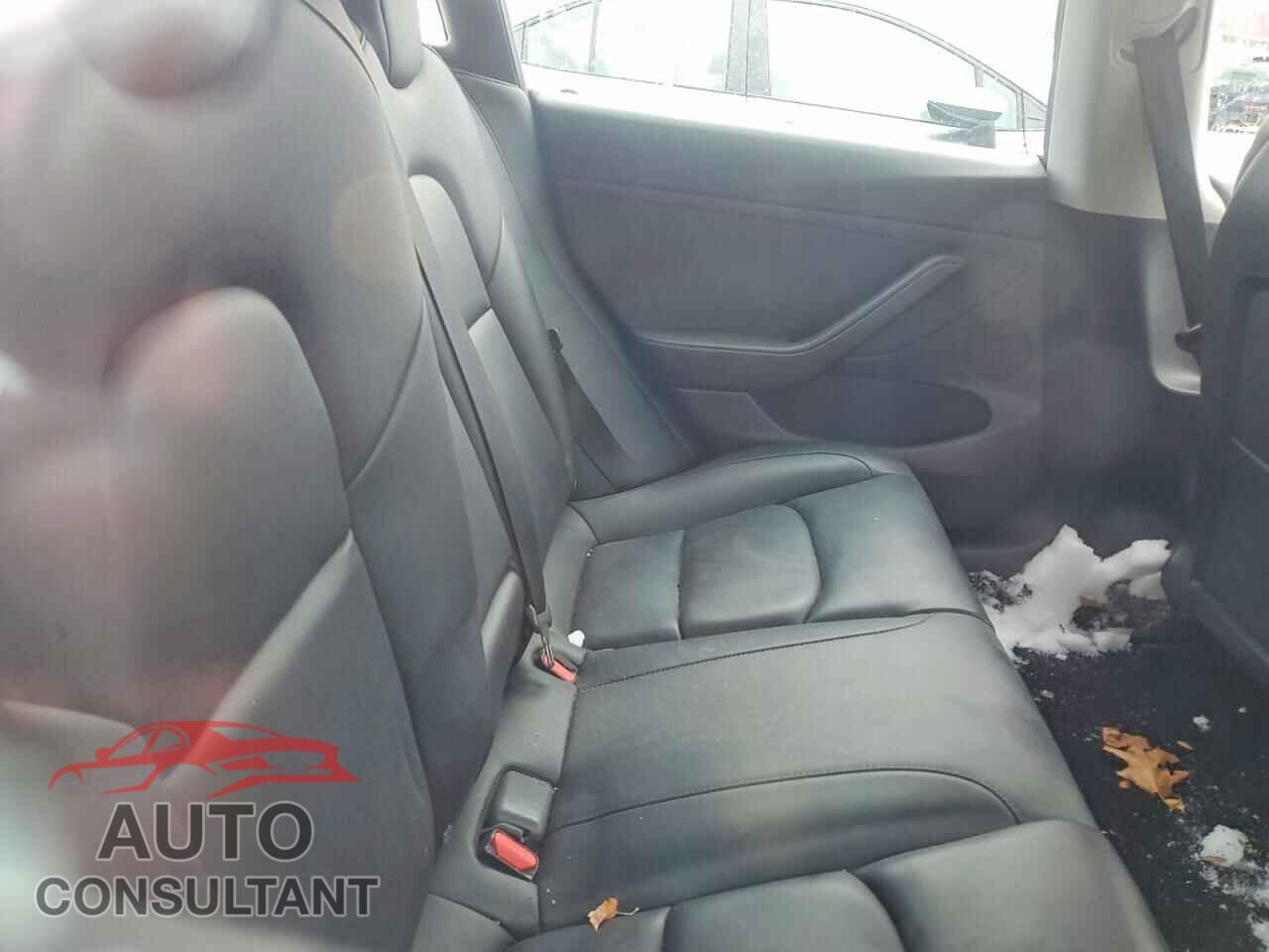 TESLA MODEL 3 2022 - 5YJ3E1EB3NF241333