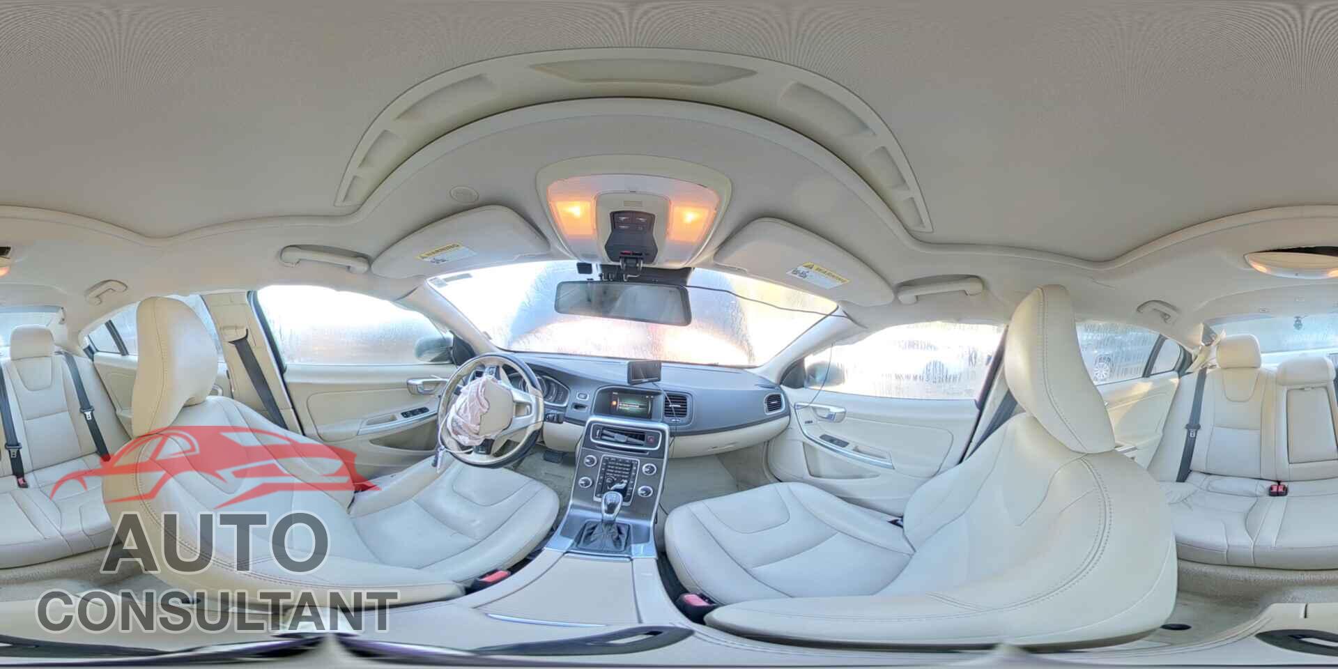 VOLVO S60 2015 - YV126MFK7F1337964