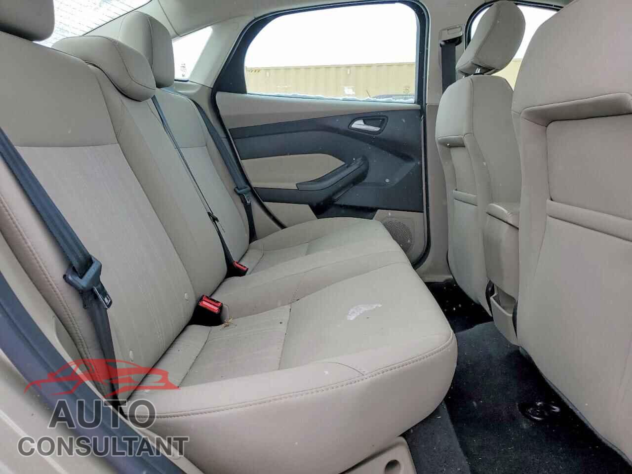 FORD FOCUS 2017 - 1FADP3F25HL345497