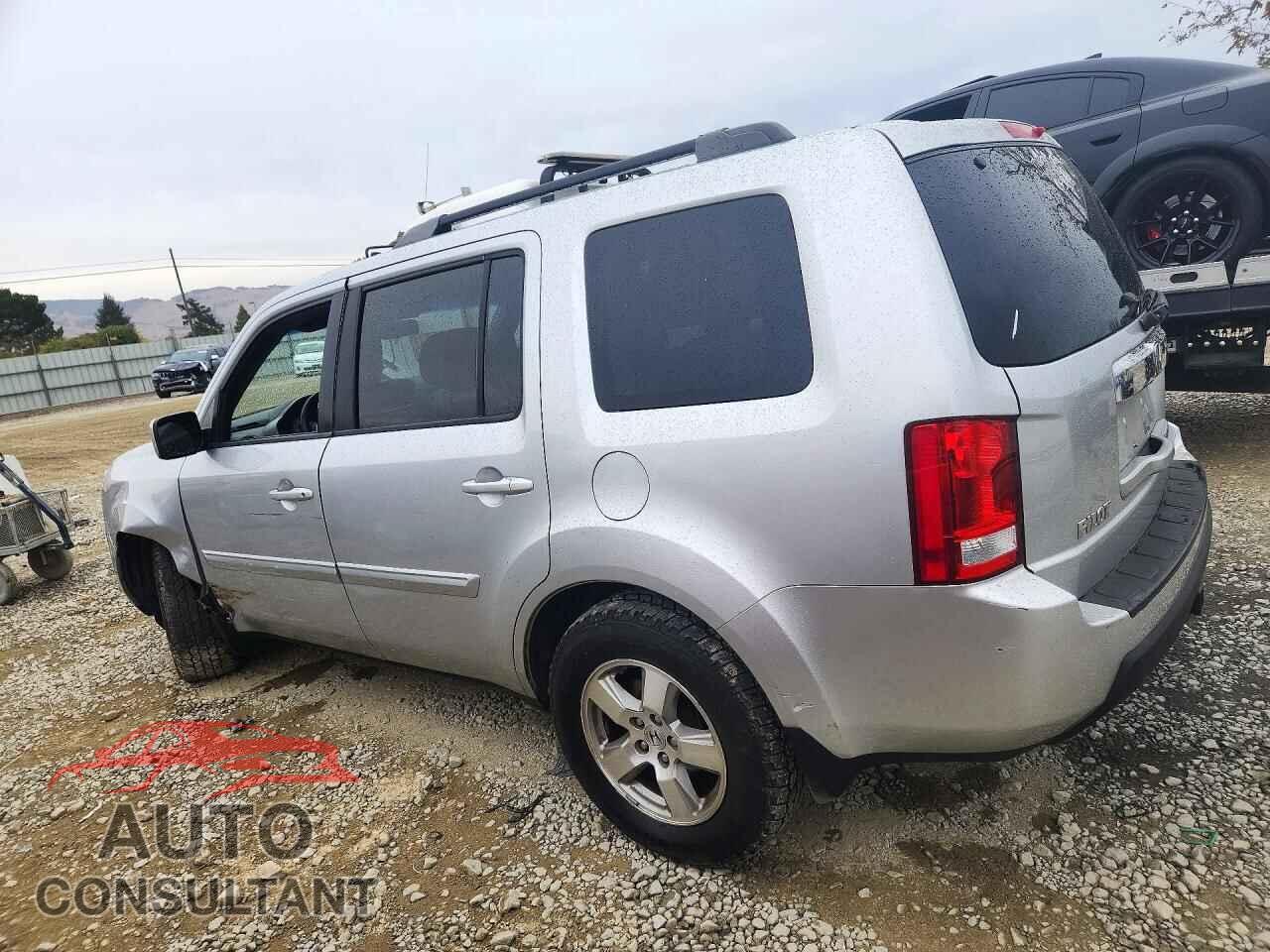 HONDA PILOT 2011 - 5FNYF4H61BB062304