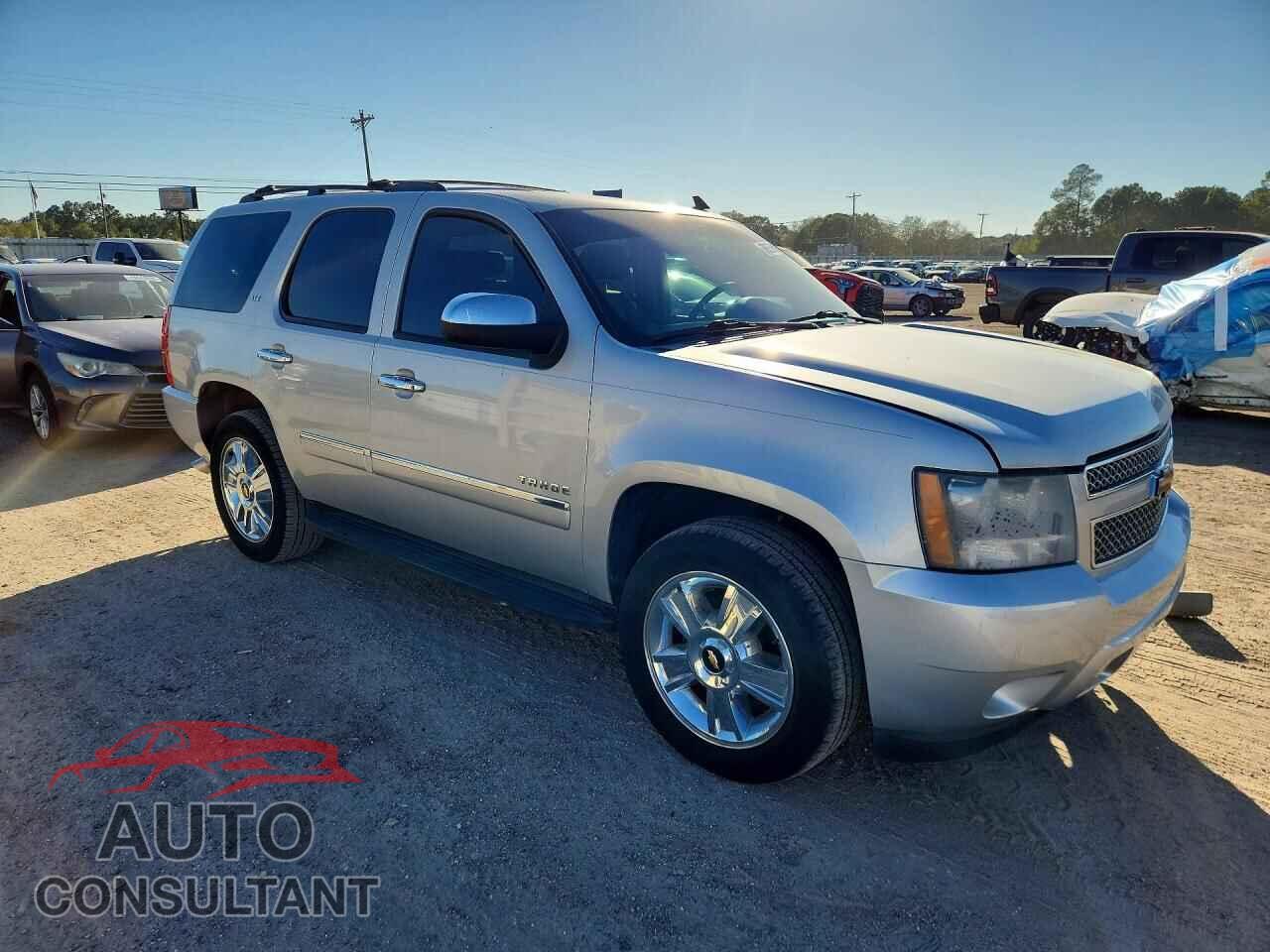 CHEVROLET TAHOE 2010 - 1GNUCCE09AR111296
