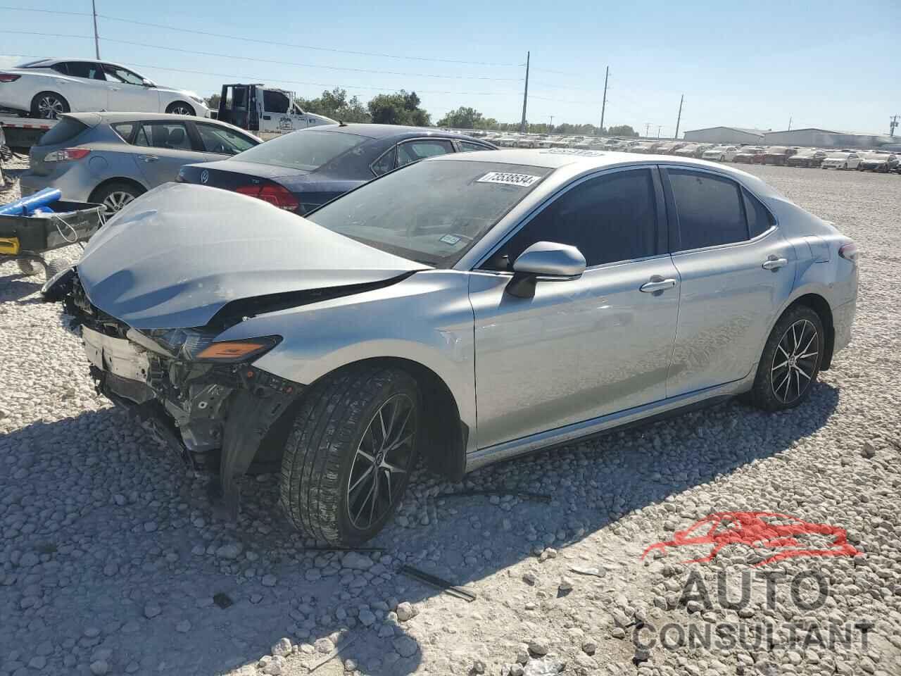 TOYOTA CAMRY 2023 - 4T1G11AK6PU804559