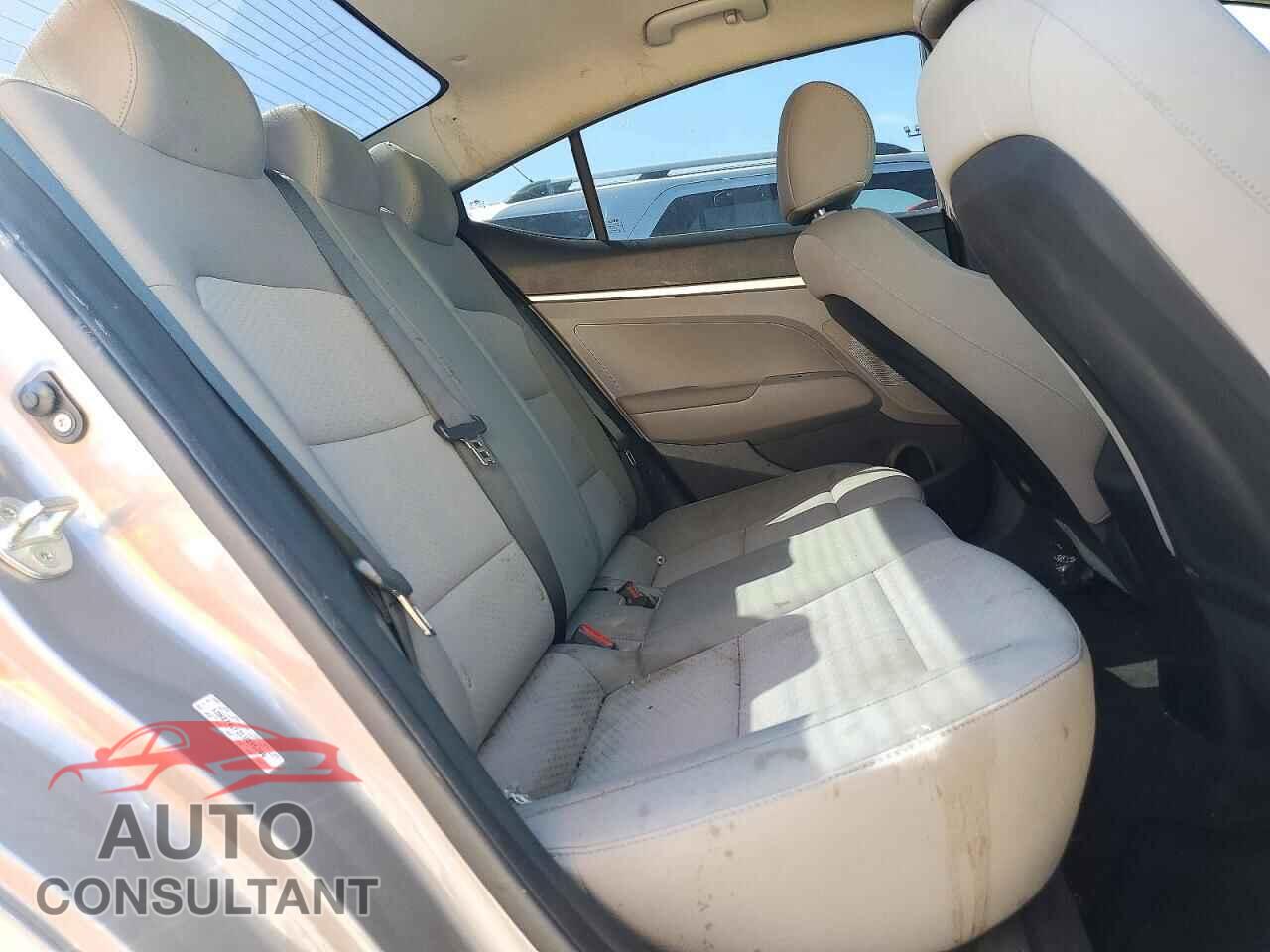 HYUNDAI ELANTRA 2020 - KMHD74LF2LU895200