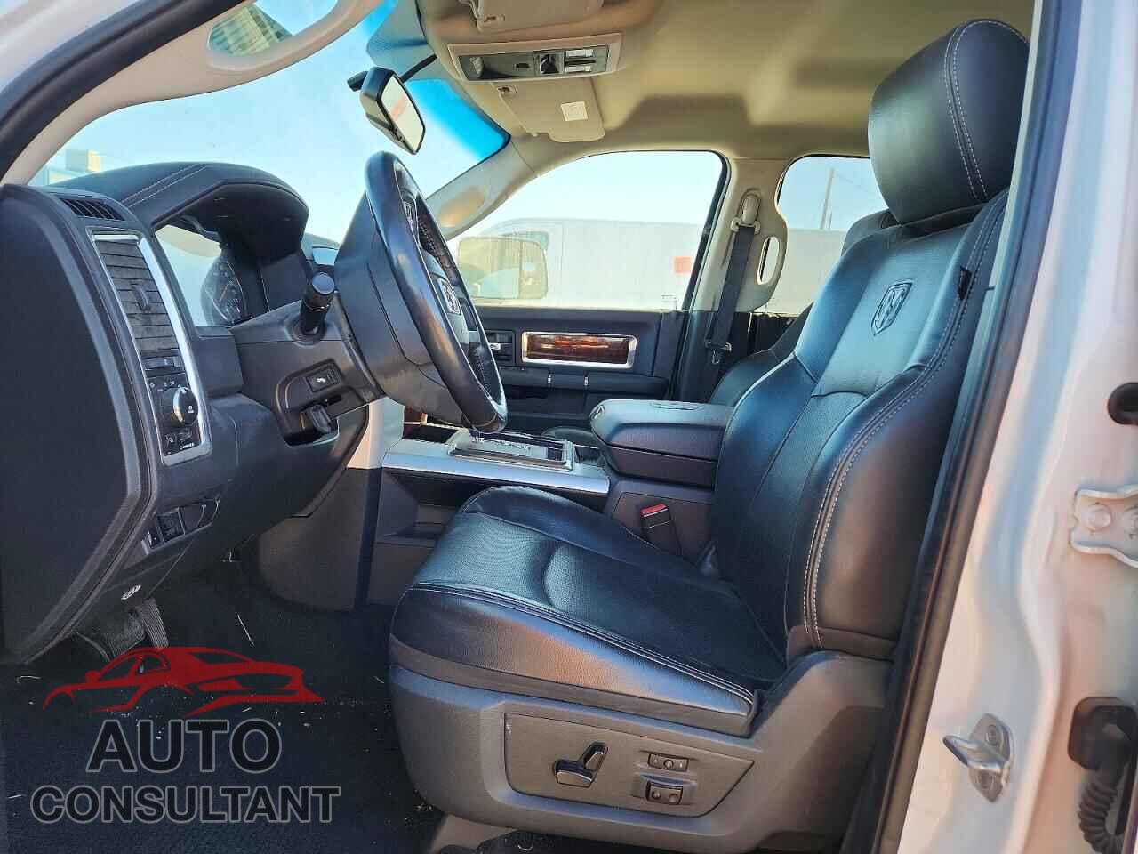 DODGE RAM 1500 2012 - 1C6RD7NT6CS305719