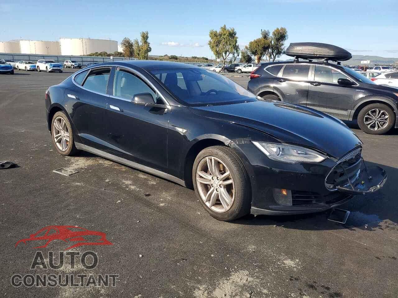 TESLA MODEL S 2015 - 5YJSA1S1XFFP78852