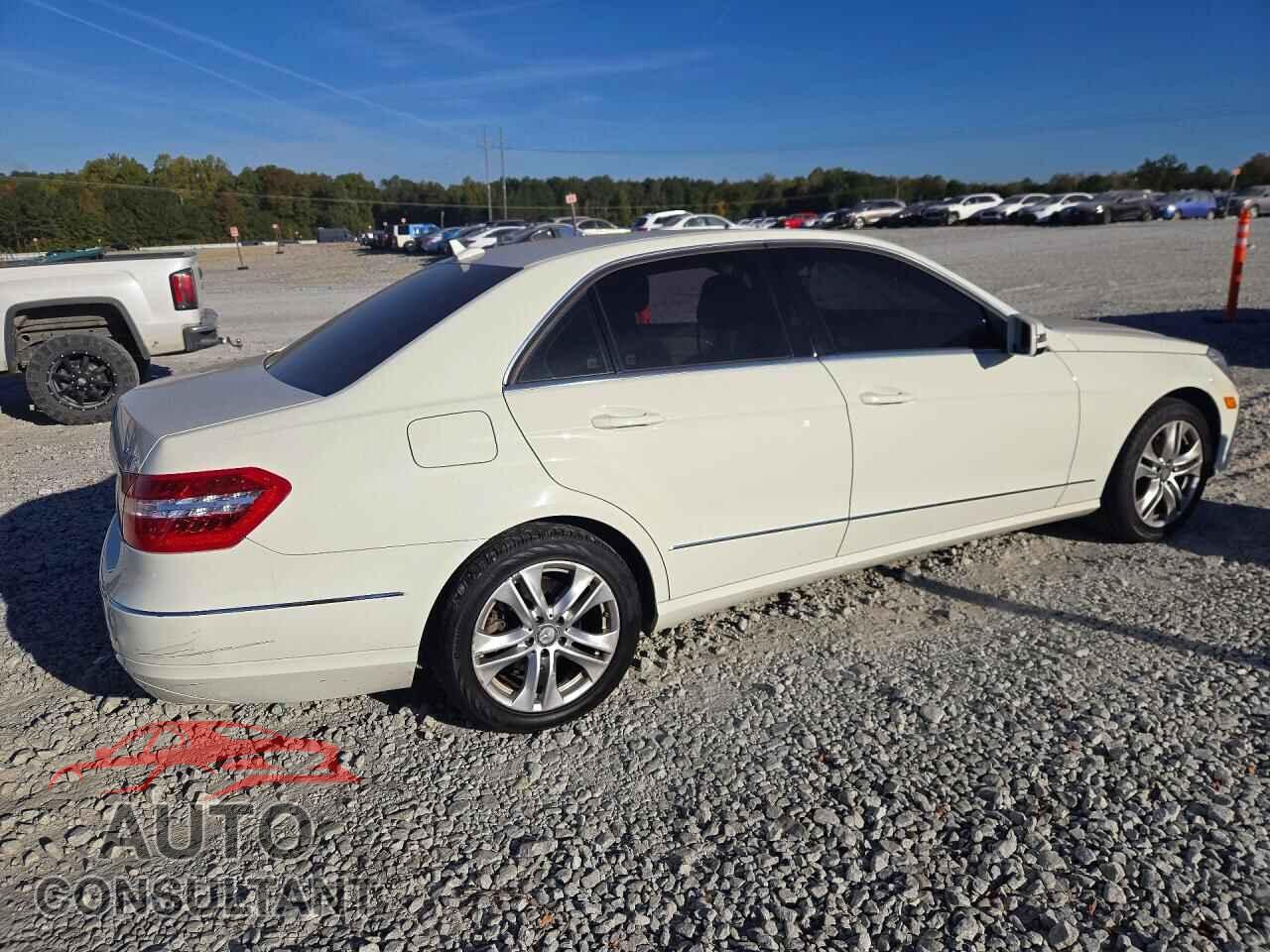 MERCEDES-BENZ E-CLASS 2011 - WDDHF8HB2BA382315