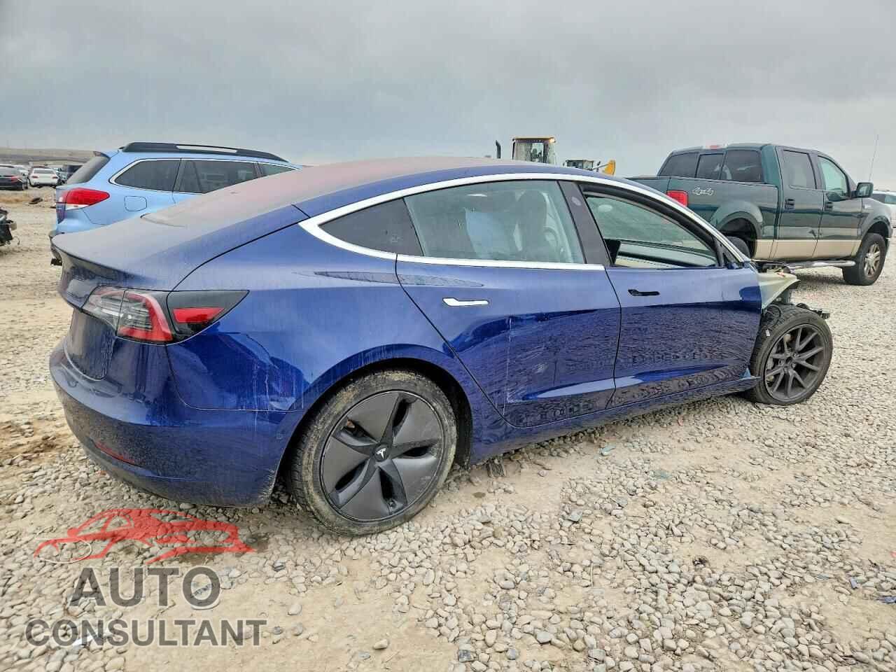 TESLA MODEL 3 2018 - 5YJ3E1EA8JF041291
