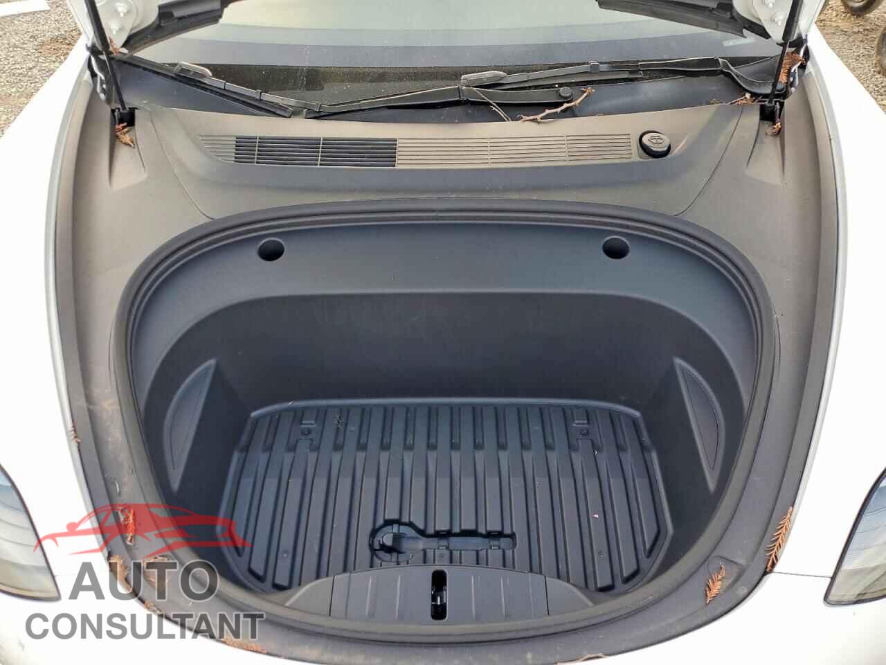 TESLA MODEL 3 2023 - 5YJ3E1EB4PF664800
