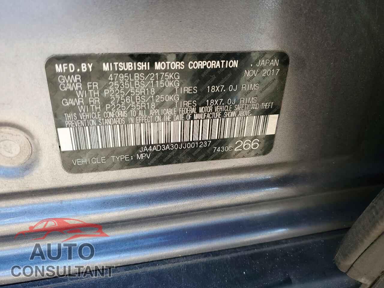 MITSUBISHI OUTLANDER 2018 - JA4AD3A30JJ001237