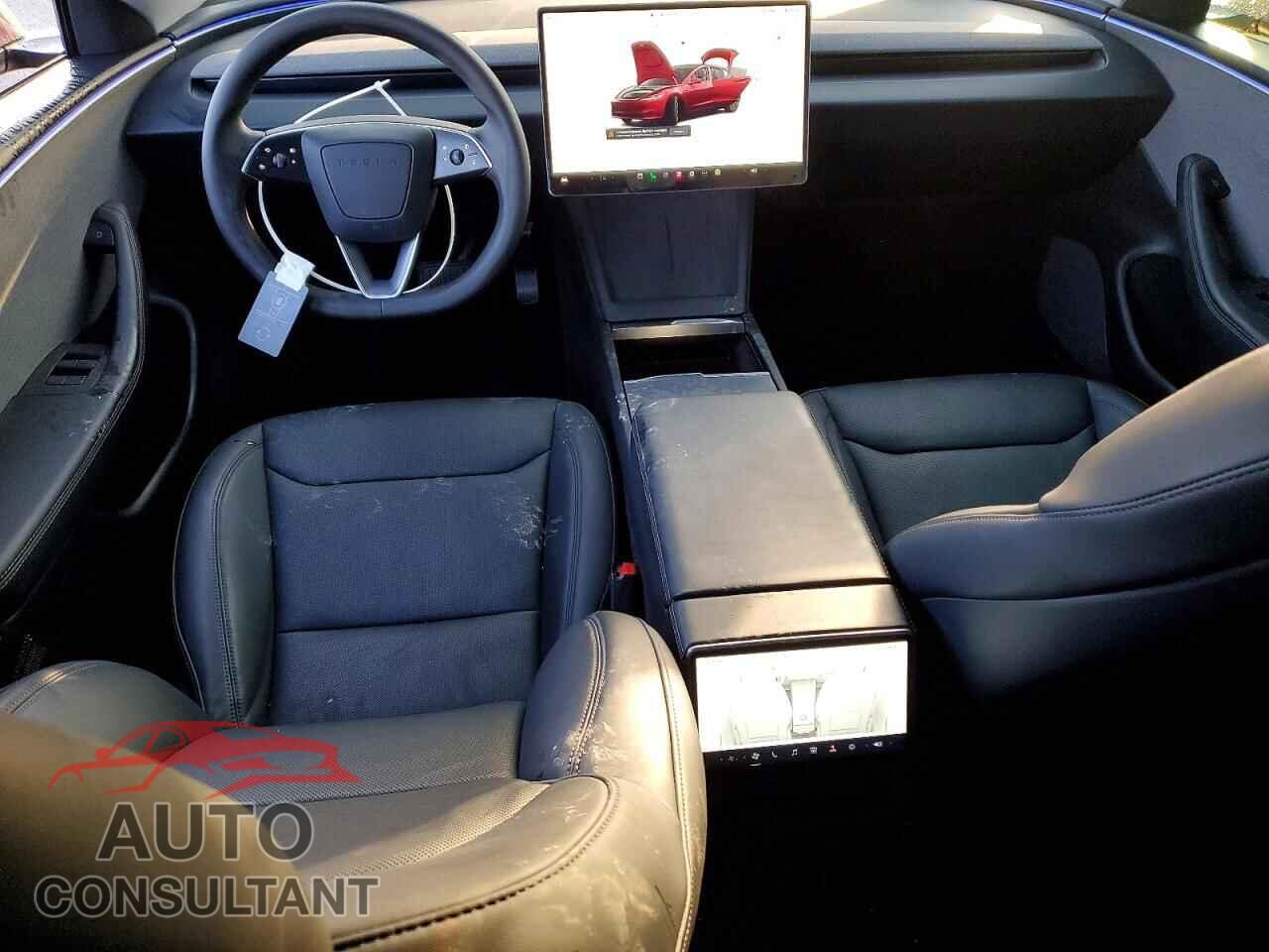 TESLA MODEL 3 2025 - 5YJ3E1EA2SF018848