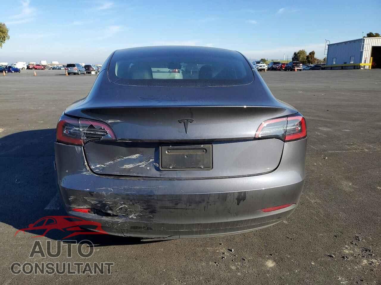 TESLA MODEL 3 2023 - 5YJ3E1EA9PF693703