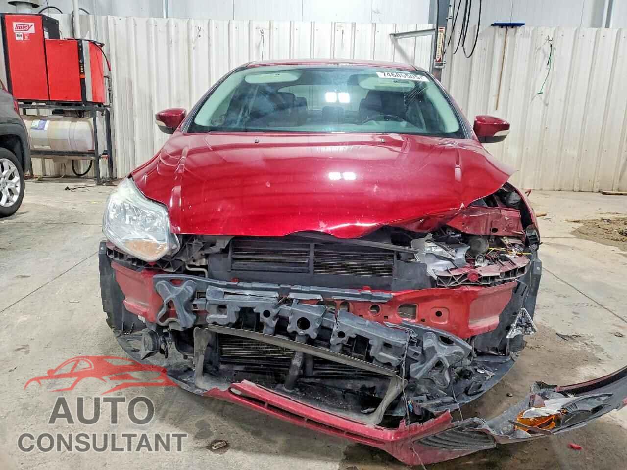 FORD FOCUS 2014 - 1FADP3F24EL374890