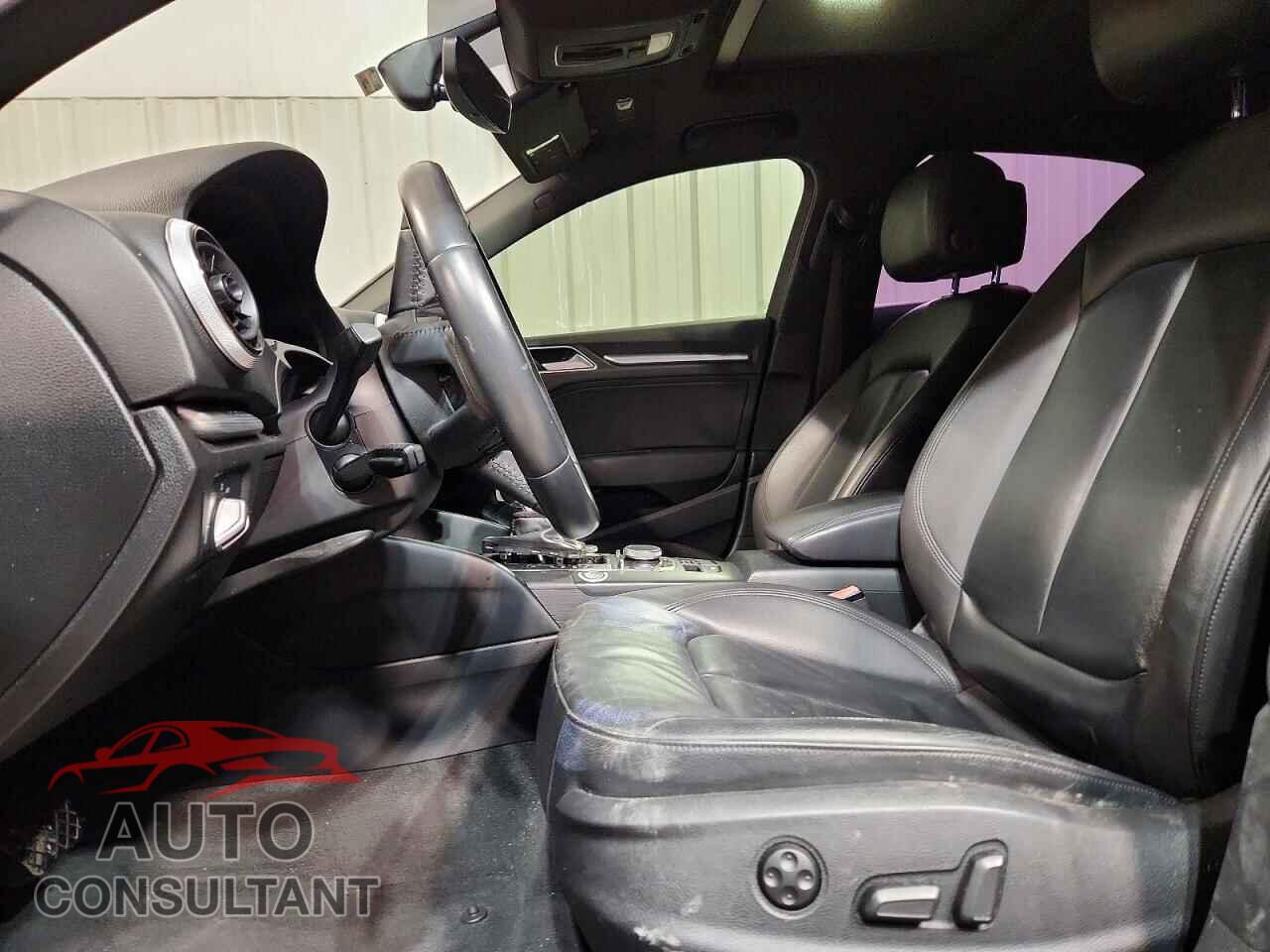 AUDI A3 2017 - WAUGUGFF8H1077855