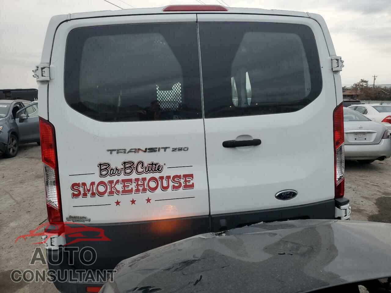 FORD TRANSIT 2017 - 1FTYR1ZM7HKB23363