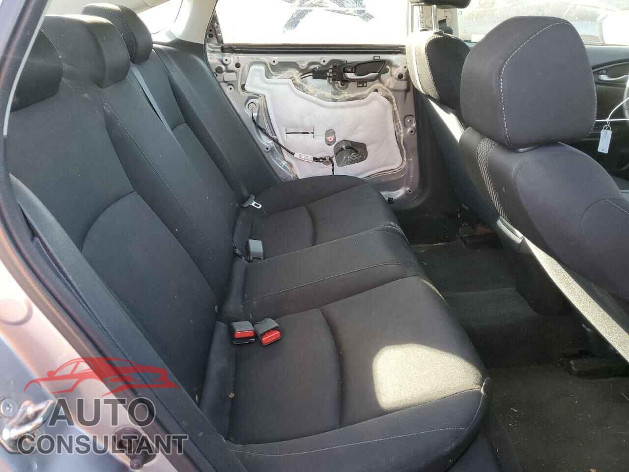 HONDA CIVIC 2019 - 2HGFC2F65KH556331
