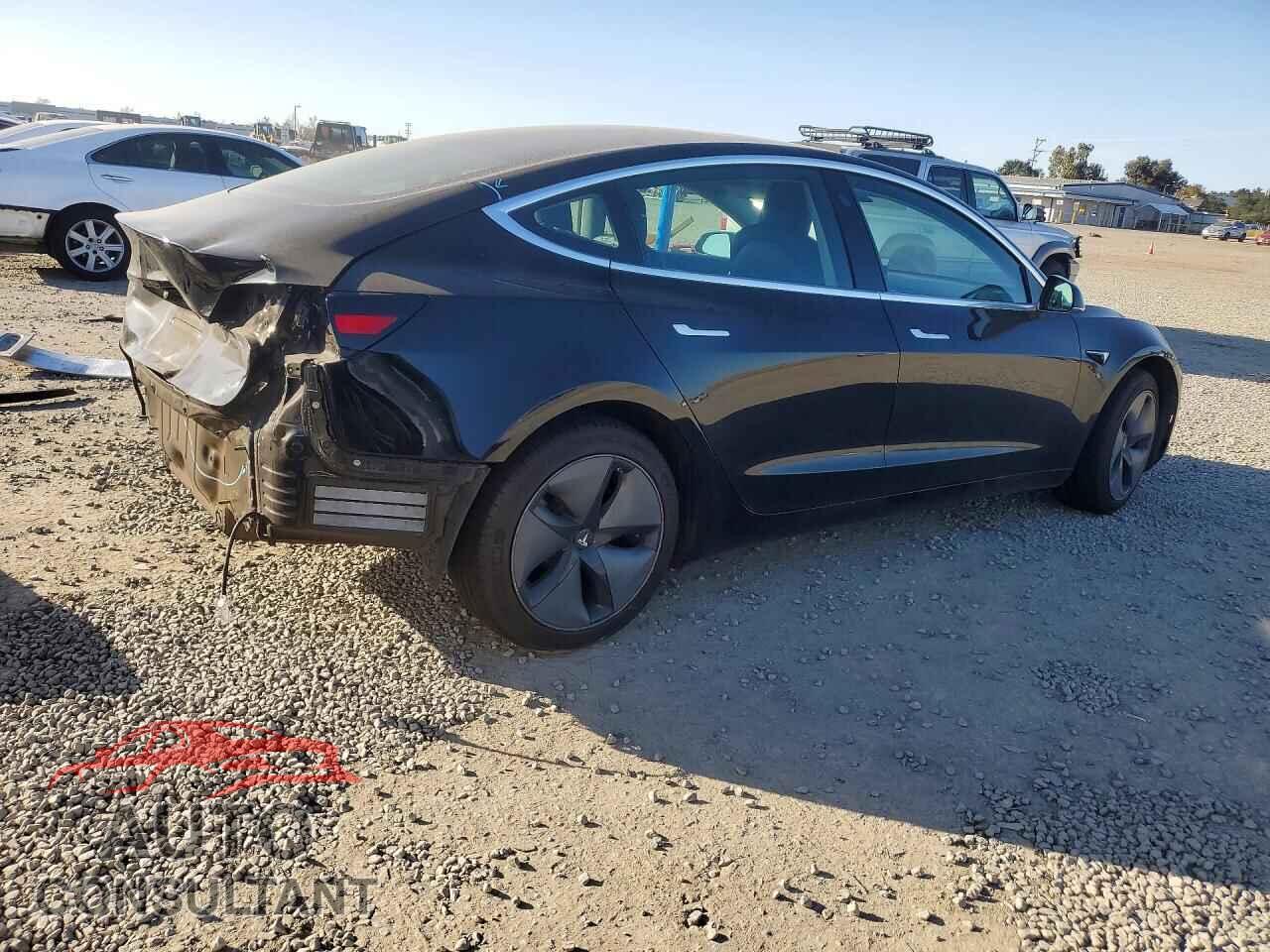 TESLA MODEL 3 2019 - 5YJ3E1EA0KF399051