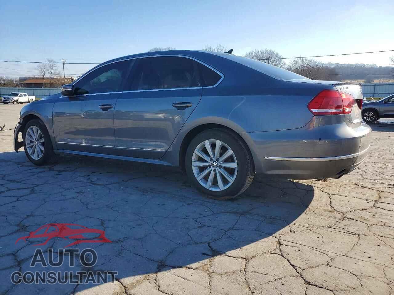 VOLKSWAGEN PASSAT 2013 - 1VWCP7A33DC087274