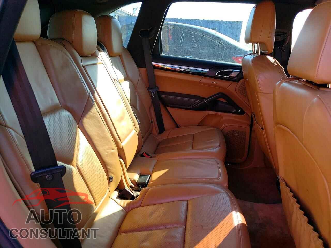 PORSCHE CAYENNE 2012 - WP1AB2A26CLA44807