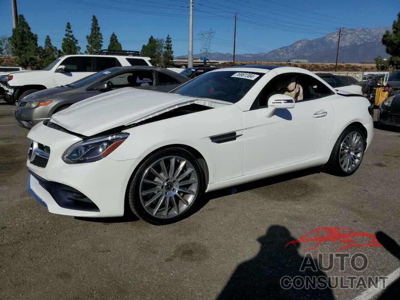MERCEDES-BENZ SLC-CLASS 2020 - W1KPK3JA9LF172360