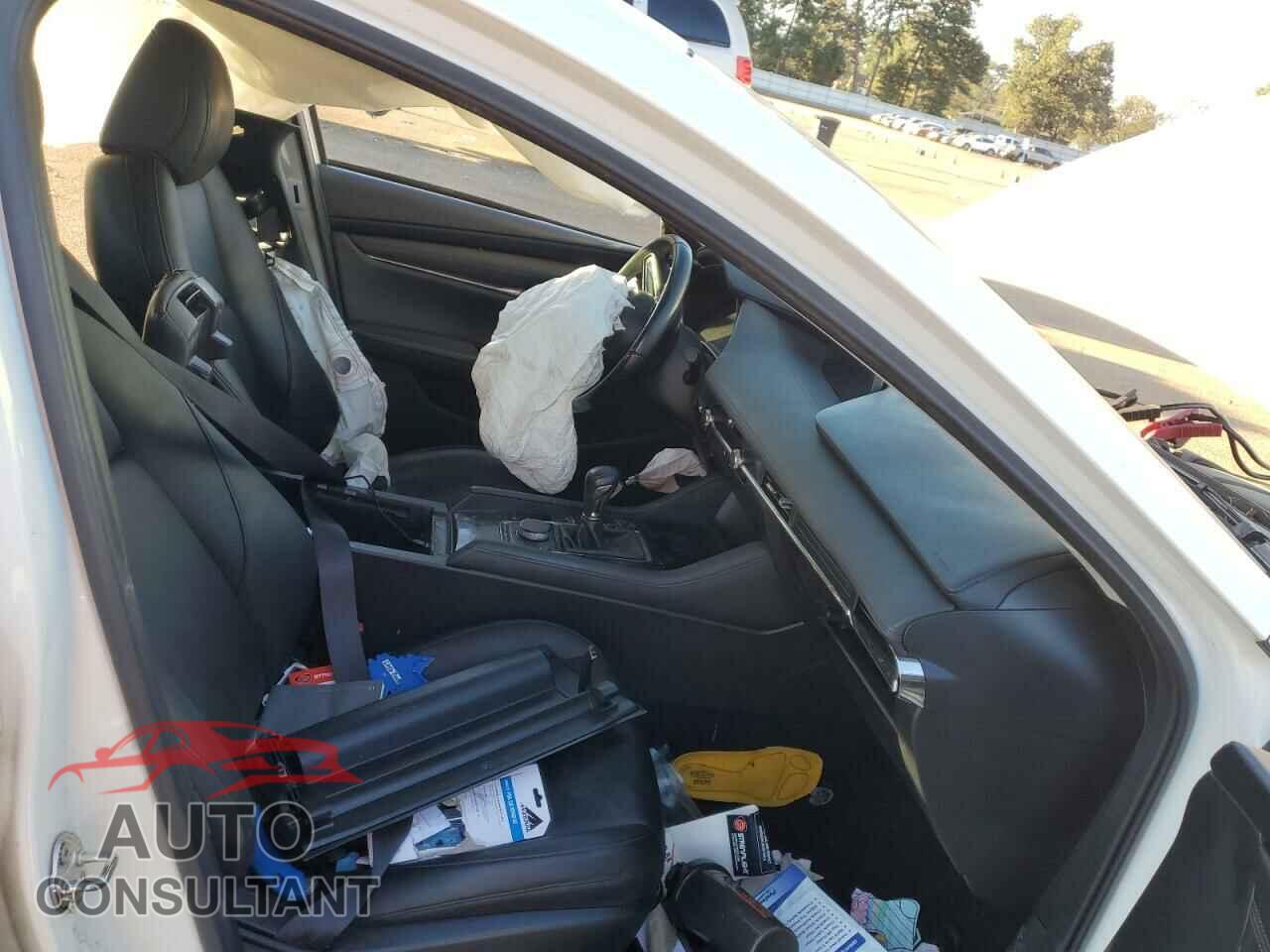 MAZDA 3 2019 - JM1BPACL4K1109980