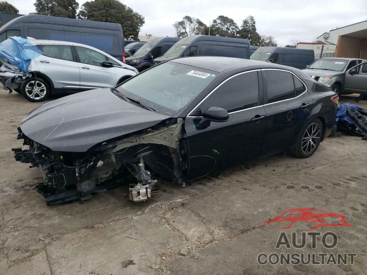 TOYOTA CAMRY 2021 - 4T1G11AK2MU550358