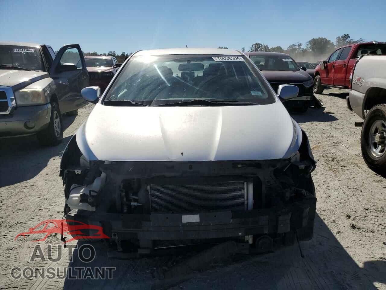 HYUNDAI ACCENT 2012 - KMHCU4AE2CU184420